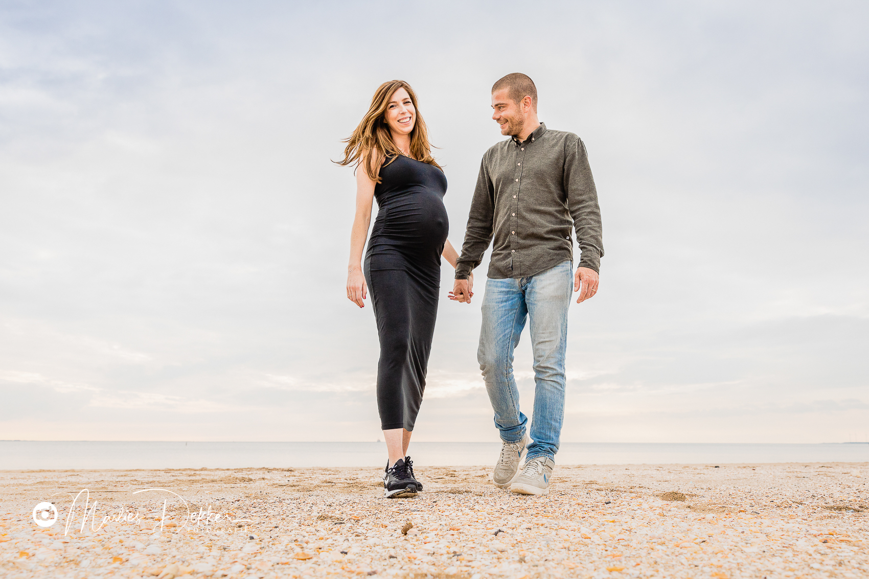 zwangerschapsfotografie op het strand