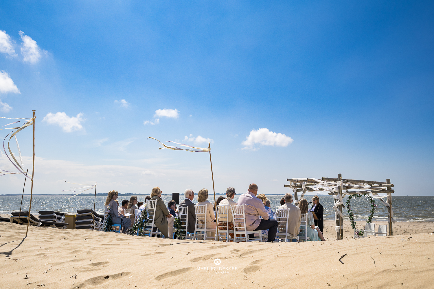 trouwen op het strand rockanje, trouwfotograaf Rockanje