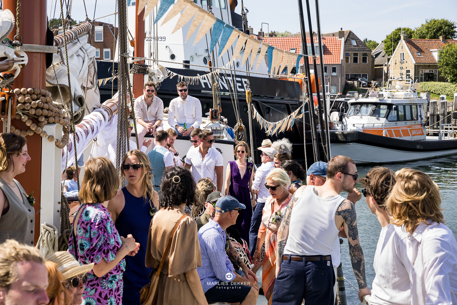 Trouwen op een boot trouwfotograaf Rotterdam Friesland