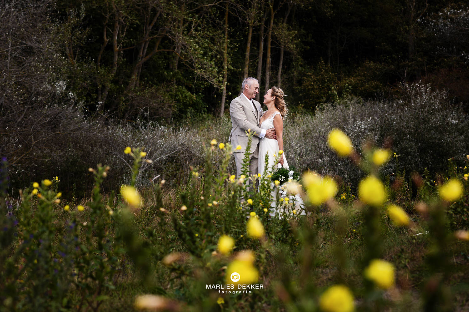 Trouwen in Scheveningen bij Strandhuis mavi in de duinen