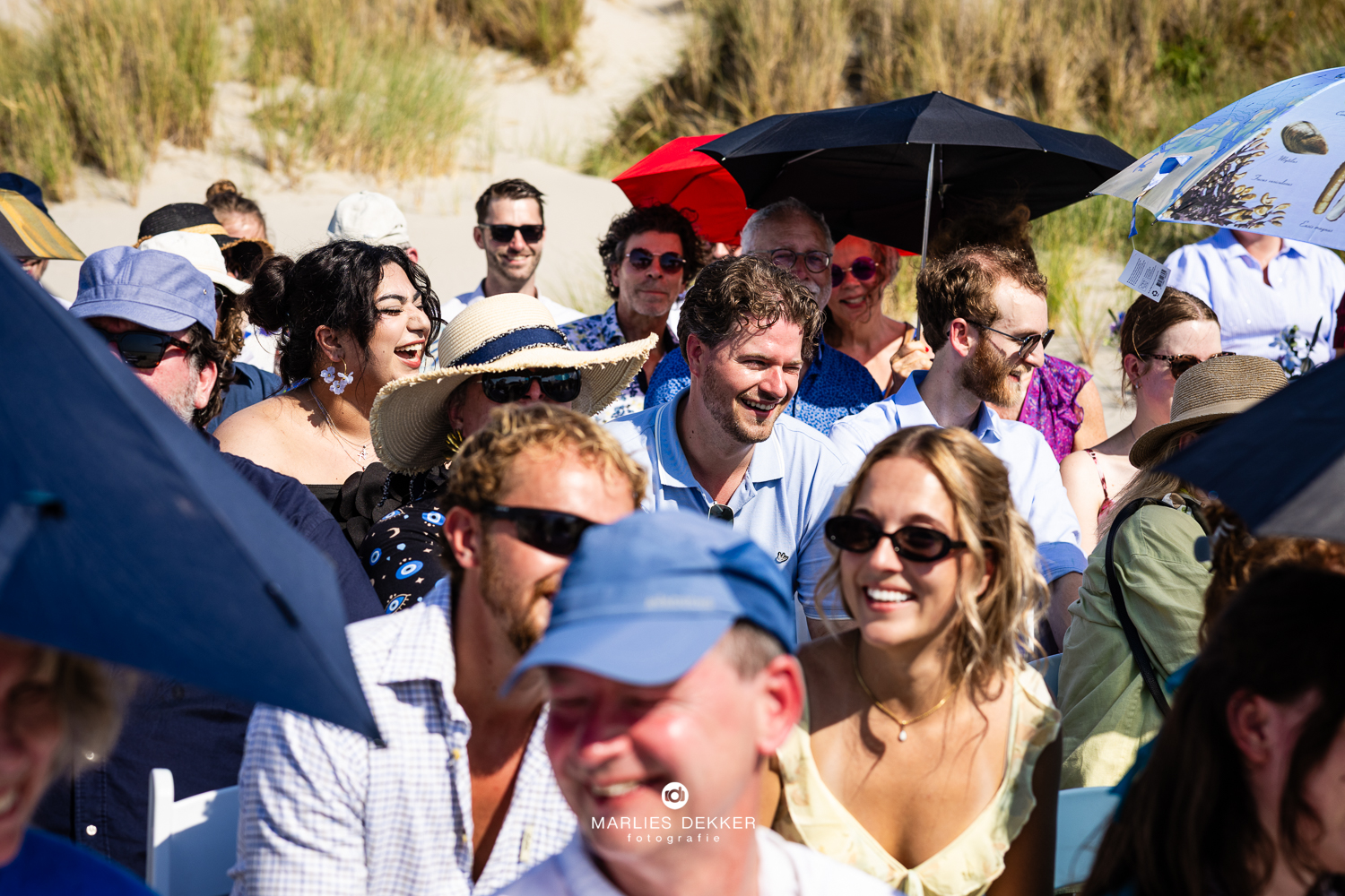 Trouwen op Terschelling trouwfotograaf heartbreakhotel,