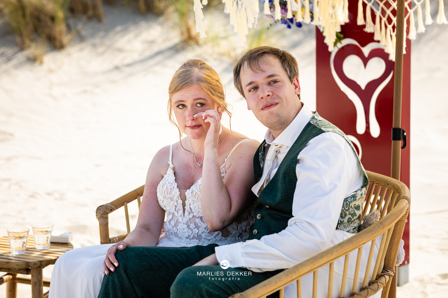 Trouwen op Terschelling trouwfotograaf heartbreakhotel, emoties