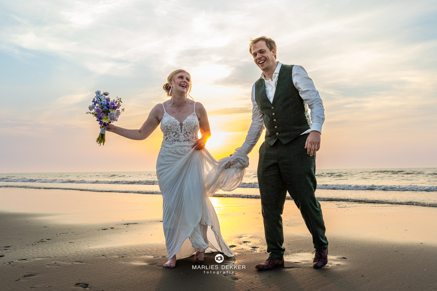 Trouwen op Terschelling trouwfotograaf heartbreakhotel,