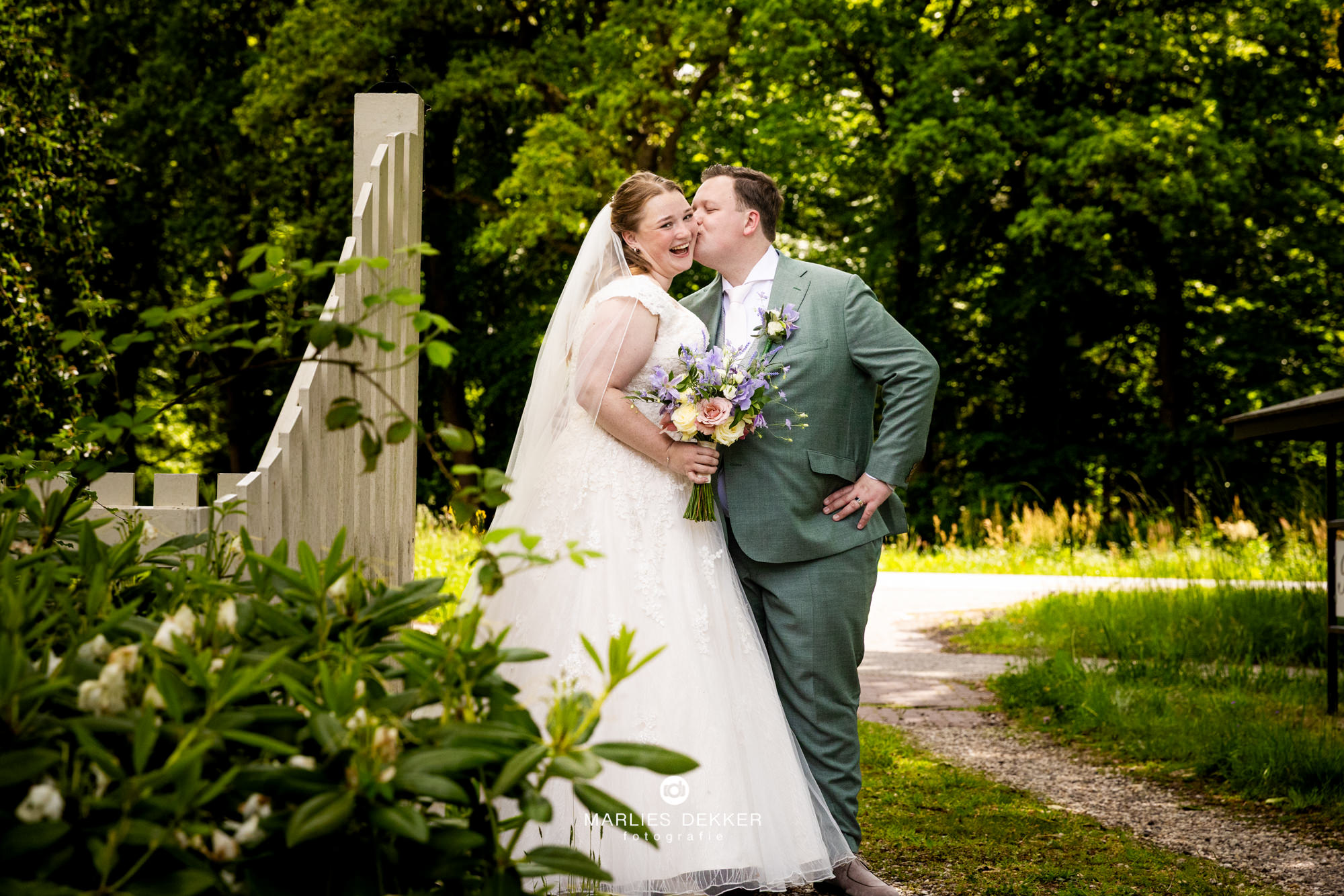 Trouwen Veenhuizen Klein Soestdijk, trouwfotograaf Friesland Drenthe
