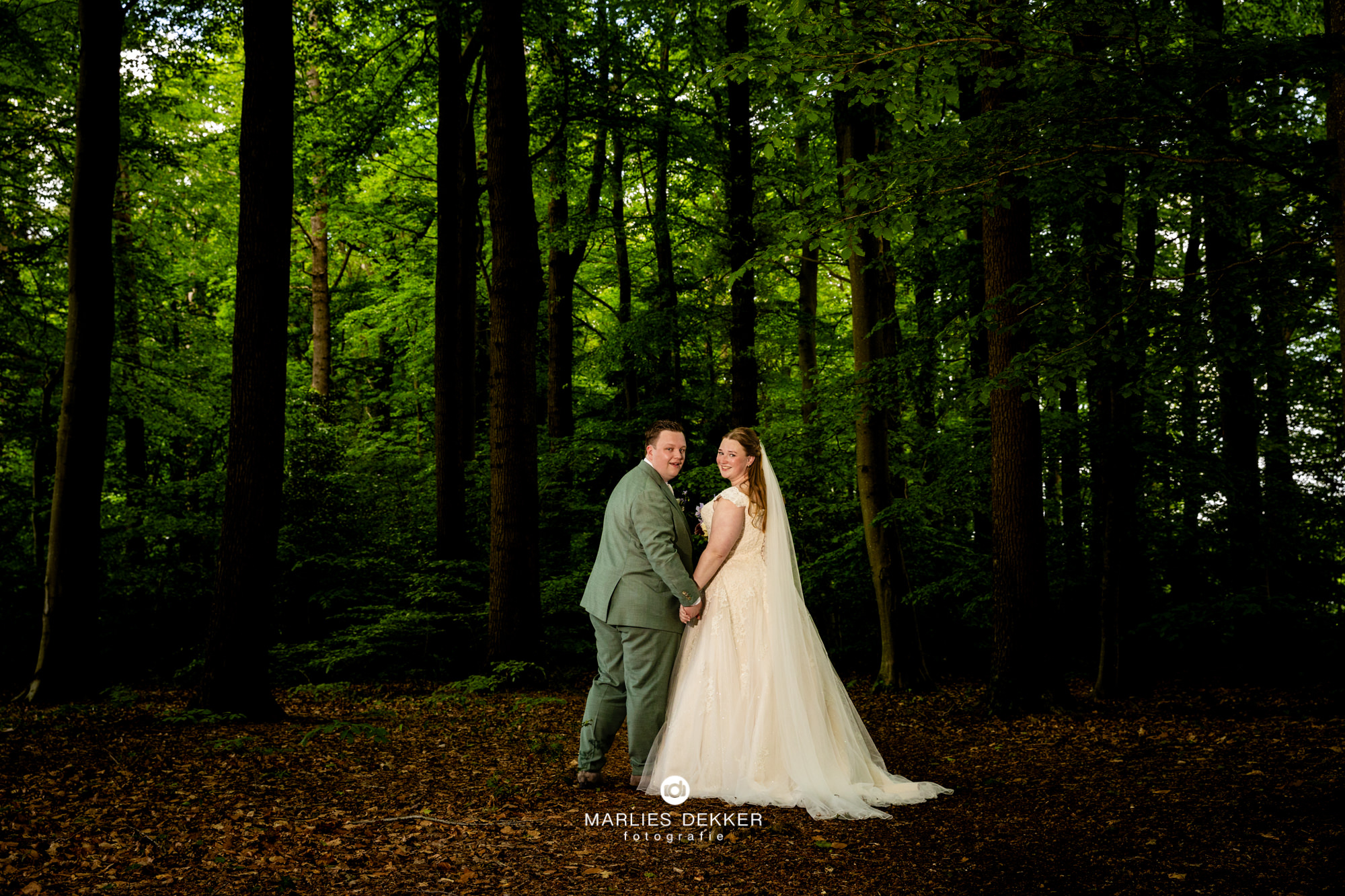 Trouwen Veenhuizen Klein Soestdijk, trouwfotograaf Friesland Drenthe